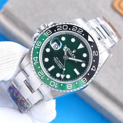 GMT-MASTER II CUSTOM GREEN BLACK BEZEL GREEN DIAL OYSTER BRACELET