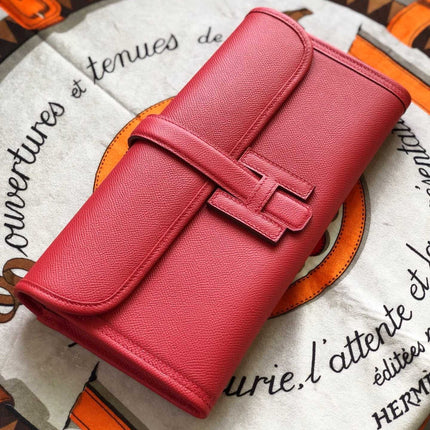 JIGE ELAN 29 CLUTCH IN CHERRY RED CALFSKIN