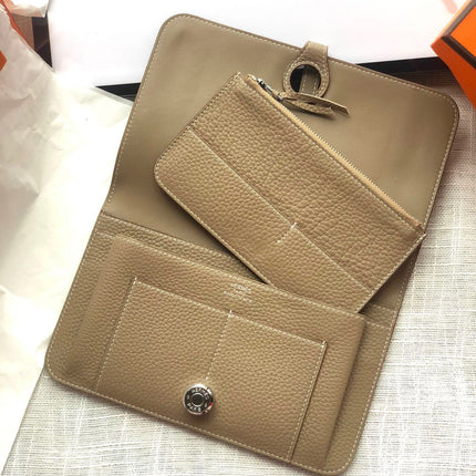 HM Dogon Wallet 20 KHAKI Togo Shw