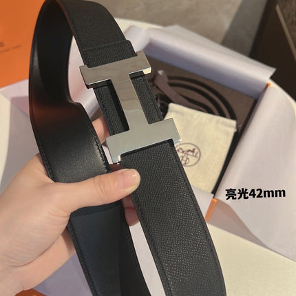 HM CONSTANCE BELT BUCKLE & REVERSIBLE BLACK LEATHER STRAP 42MM