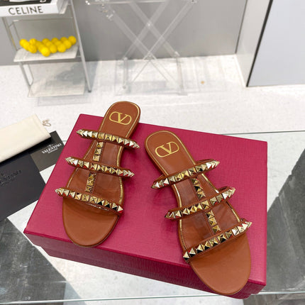 VALENTINO 26S ROCKSTUD STRAPPY FLAT SLIDE SANDALS IN BROWN CALFSKIN GOLD HARDWARE