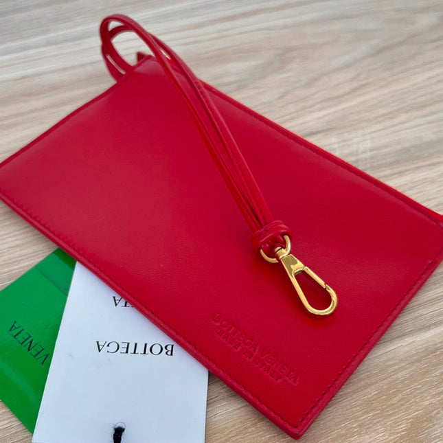 MINI CABAT 20 IN RED LAMBSKIN