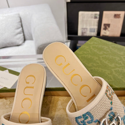 GG EXCLUSIVE SLIDE SANDAL IVORY SEDGE WITH NAVY PATTERN