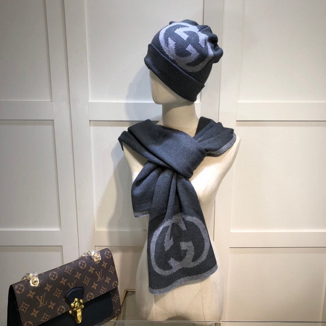 SET HAT AND SCARF IN MOUSE GRAY CASHMERE 946330