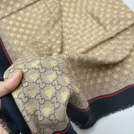 GUCCI 25S SCARF 140 IN CASHMERE 740368
