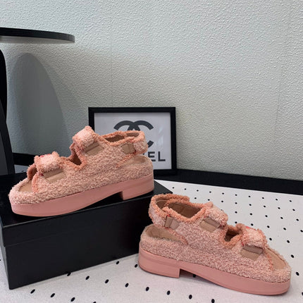 DAD SANDALS PLATFORM IN LIGHT PINK FUR
