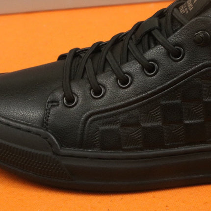 PRA SNEAKER IN BLACK EMBOSSED CALFSKIN