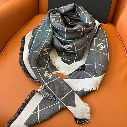 CHANEL 26S SCARF 140 IN SILK AND CASHMERE 511102