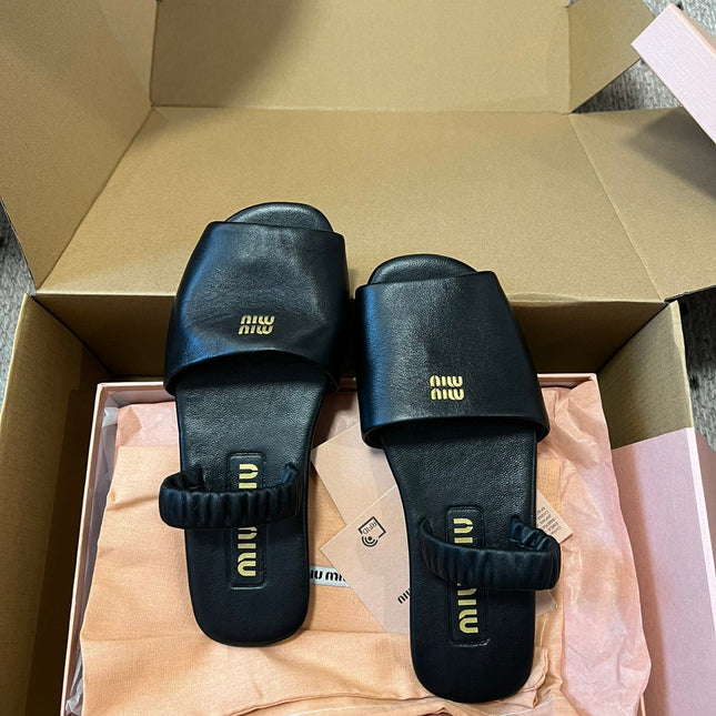 RUCHES SANDALS IN BLACK LAMBSKIN