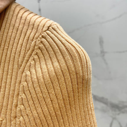 MIUMIU SHORT-SLEEVE KNIT TOP STYLE 263