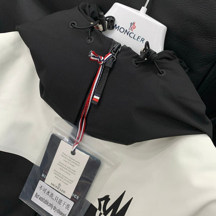 MONCLER 25S JACKET 375