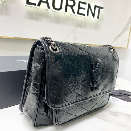 MEDIUM NIKI 28 IN BLACK CALFSKIN CHAIN BAG High-end