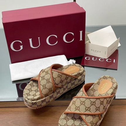 GG PLATFORM SANDALS IN BEIGE AND DARK BROWN GG CANVAS