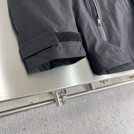 PRADA BLACK HOODED JACKET 652413