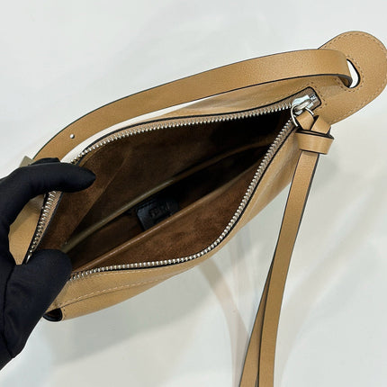SIMPLY MINI 22 IN LIGHT BROWN GRAINED CALFSKIN