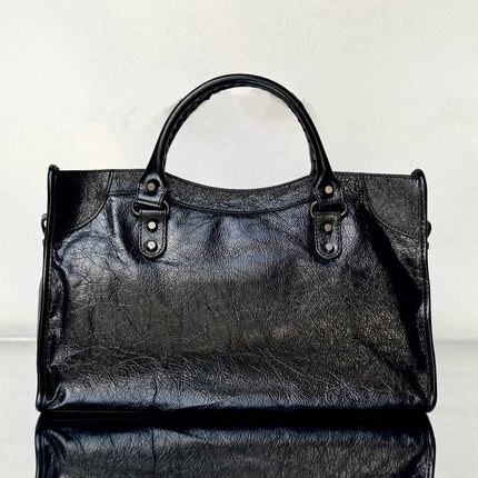 SMALL 30 LE CITY BAG IN BLACK LEATHER