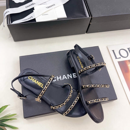 CC MESH FLAT SANDALS IN BLACK LAMBSKIN
