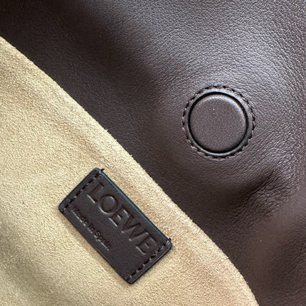 LOE 23 FLAMENCO PURSE BUCKET IN CHESTNUT BROWN CALFSKIN