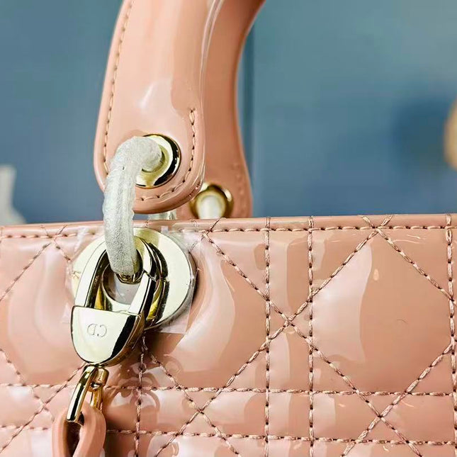 LADY BAG 24 BEIGE PATENT CALFSKIN GOLD HARDWARE
