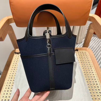 HM 26S PICOTIN CARGO 18 IN NAVY FABRIC WITH BLACK LEATHER TRIM