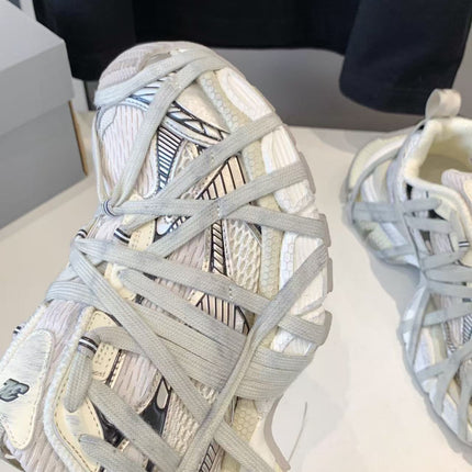 BALENCIAGA 26S CHUNKY SNEAKERS IN WHITE FABRIC AND GREY MESH