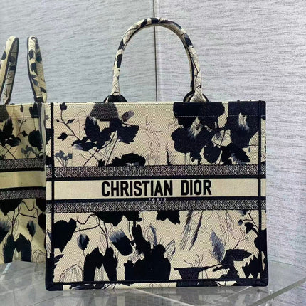 Collection image for: DIOR BAG