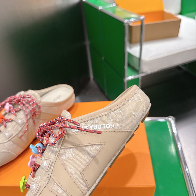 LV 26S MULE SNEAKERS IN BEIGE DENIM AND SUEDE WITH FLOWER CHARM