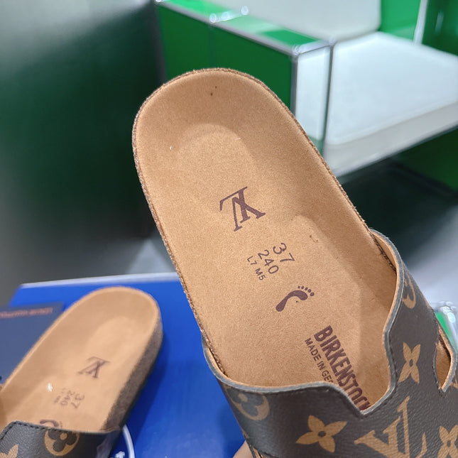 LV 26S SLIDES IN DARK BROWN COATED CANVAS