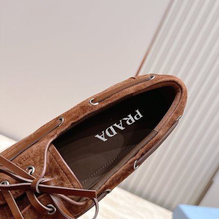 PRADA 26S LACE UP BOAT SHOES IN CARAMEL BROWN SUEDE WITH LACES
