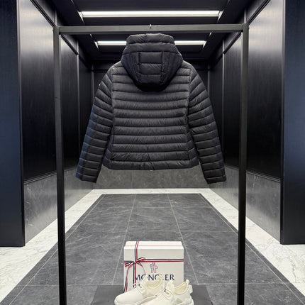 MONCLER 25S JACKET IN BLACK 018