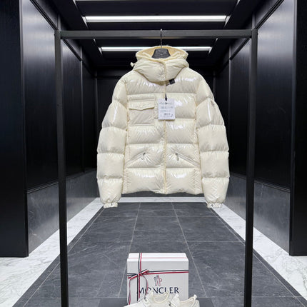 MONCLER 26S HOODED SHORT DOWN JACKET 793