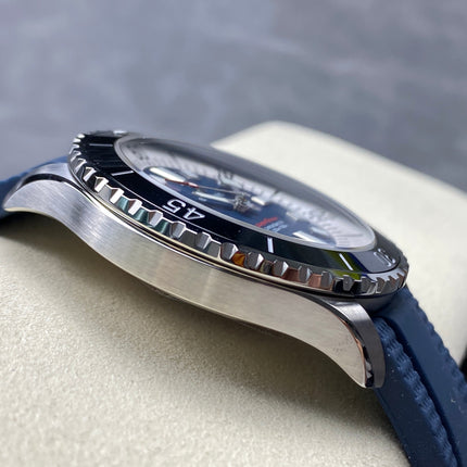 SUPEROCEAN AUTOMATIC 44 BLACK CERAMIC BEZEL BLUE RUBBER STRAP