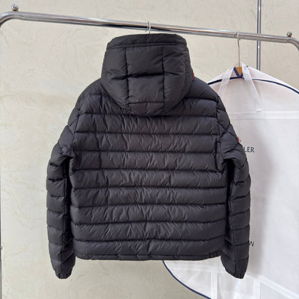 MONCLER 26S DOWN JACKET 761