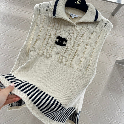 CHANEL 26S SLEEVELESS COLLARED KNITTED BLAZER 696