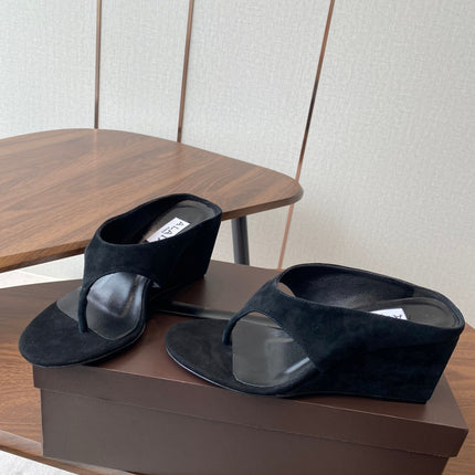 ALAIA WEDGE THONG SANDALS 25S IN BLACK SUEDE