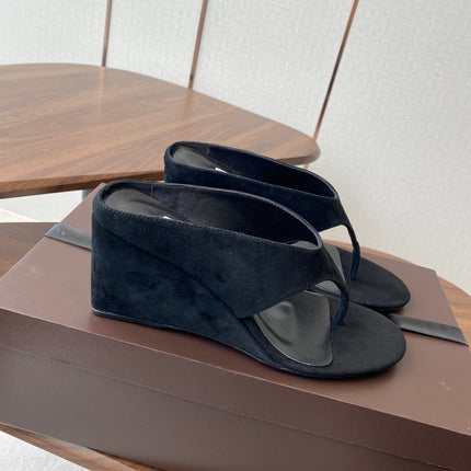 ALAIA WEDGE THONG SANDALS 25S IN BLACK SUEDE