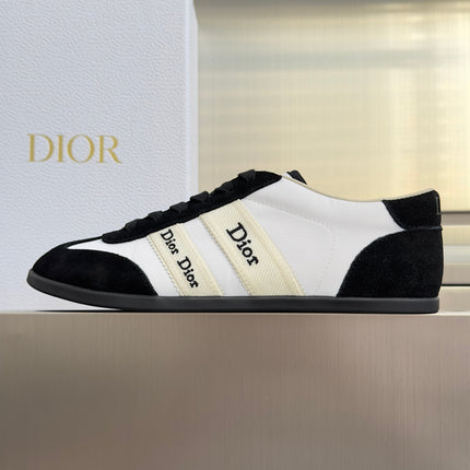 DIOR 26S LOW TOP LACE UP SNEAKERS IN WHITE FABRIC AND BLACK SUEDE