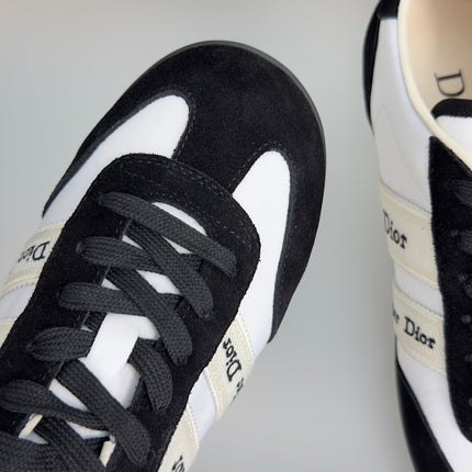 DIOR 26S LOW TOP LACE UP SNEAKERS IN WHITE FABRIC AND BLACK SUEDE