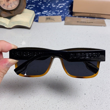 BURBERRY 26S RECTANGLE FRAME IN ACETATE 500449