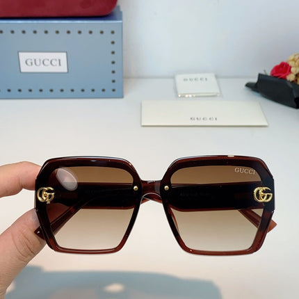GUCCI 26S OVERSIZED SQUARE FRAME IN ACETATE 424519