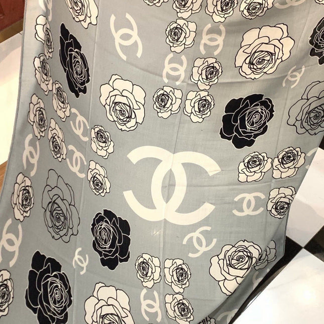 CHANEL 26S SCARF 140 IN SILK AND CASHMERE 313318