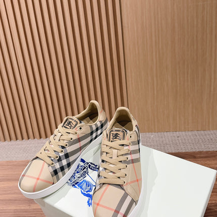 BURBERRY 26S SNEAKERS IN LIGHT BEIGE CANVAS PLAID