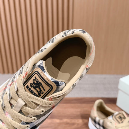 BURBERRY 26S SNEAKERS IN LIGHT BEIGE CANVAS PLAID
