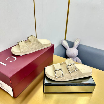 GG SANDALS IN CREAM WHITE LAMBSKIN MIX SUEDE EMBOSSED LOGO