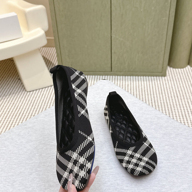 BURBERRY 26S BALLET FLATS IN BLACK AND WHITE KNIT STYLE 2