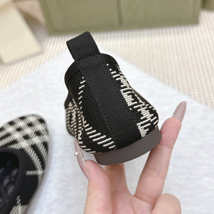 BURBERRY 26S BALLET FLATS IN BLACK AND WHITE KNIT STYLE 2