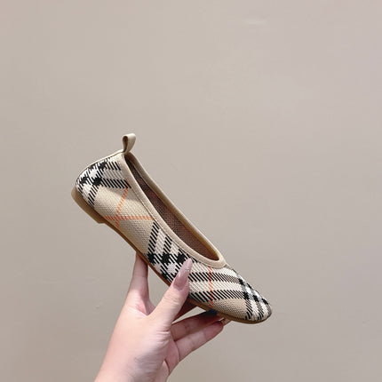 BURBERRY 26S BALLET FLATS IN BEIGE AND BLACK KNIT STYLE 1