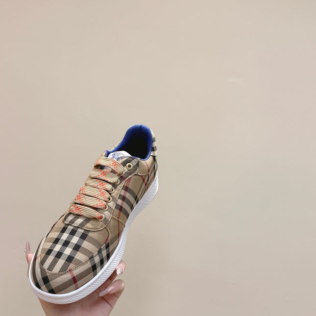 BURBERRY 26S PLAID TERRACE SNEAKERS IN LIGHT BROWN CANVAS STYLE 13