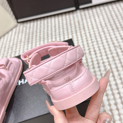 CHANEL 26S QUILTED DAD SANDALS IN LIGHT PINK CALFSKIN