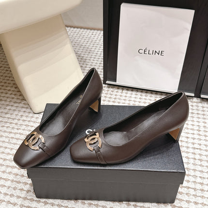 CHANEL 26S HIGH HEELS 75 MM IN DARK BROWN CALFSKIN WITH GOLD-TONE CC LOGO